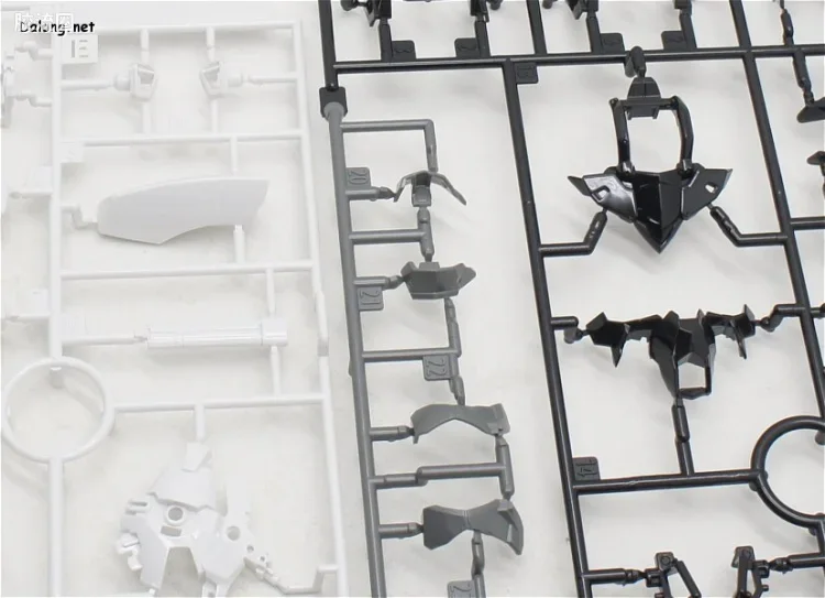 Hi-Resolution Model 普通版 异端高达红色机 - 图片